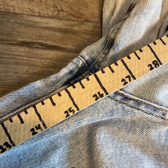 Material Girl Light Wash Butterfly Distressed Jeans Size 3 - Picture 8 of 8